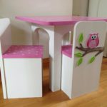 kindermeubelsetje tafel en 2 stoelen