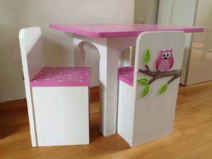 kindermeubelsetje tafel en 2 stoelen