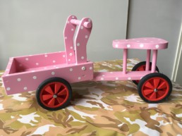 houten bakfiets roze